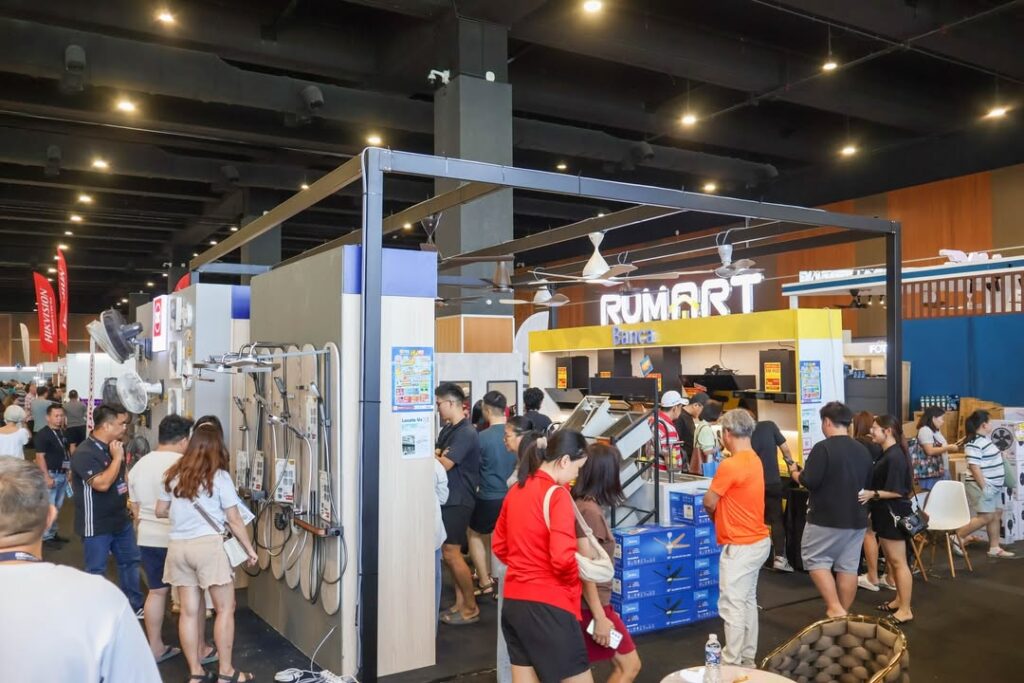 MegaHome furniture expo