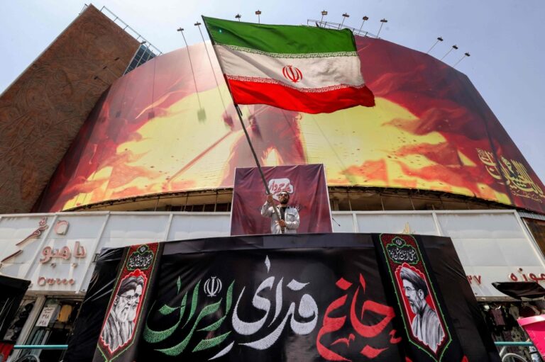 iran-s-hormuz-strait-demands-signal-prolonged-disruption-to-global-oil-flows-featured
