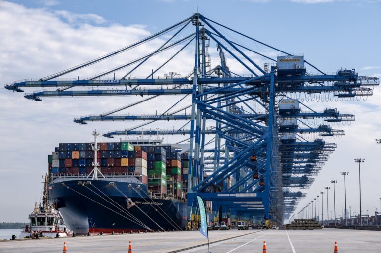 malaysia-s-economy-grows-5.8-in-q2-2026-exports-surge-45.3-to-rm184-billion-featured