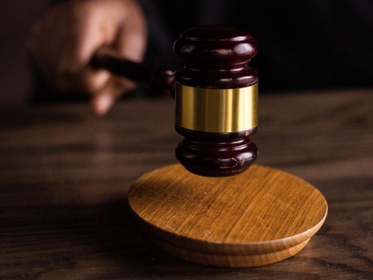 malaysian-law-allows-criminal-charges-to-be-filed-in-hospital-wards-lawyers-confirm-featured