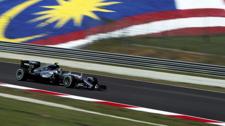 rm200-madani-f1-tickets-sell-out-within-days-as-demand-for-sepang-grand-prix-surges-featured