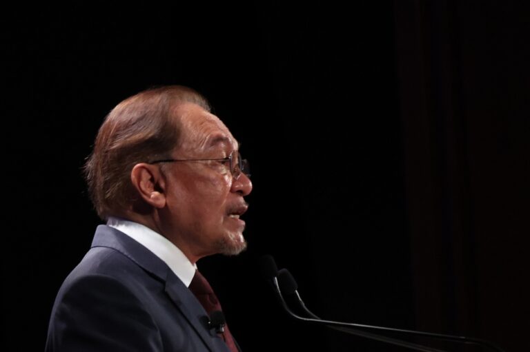 royal-decree-triggers-accountability-push-anwar-commits-to-full-investigation-of-every-tabung-haji-rci-finding-featured