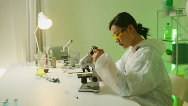 women-in-technology-awards-2026-yayasan-tuanku-fauziah-s-push-to-recognise-malaysia-s-female-tech-innovators-warrants-attention-featured