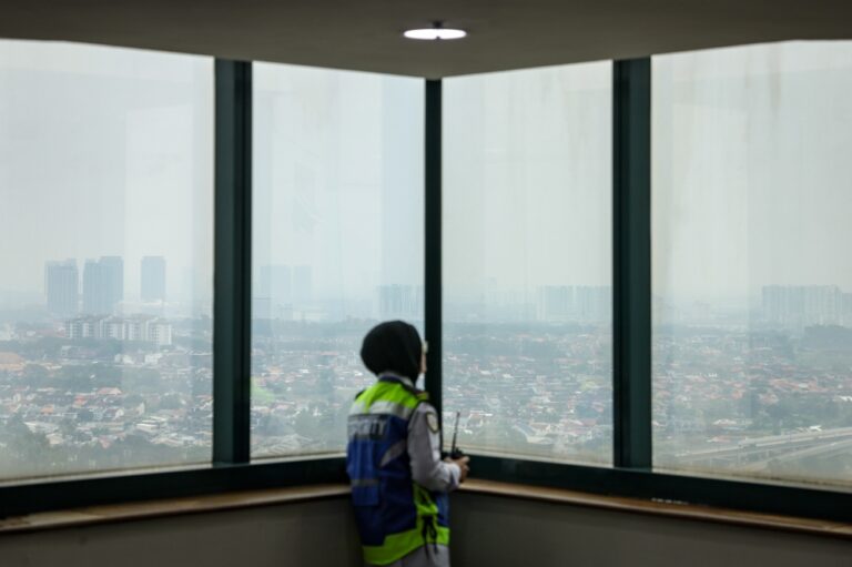 peninsular-malaysia-haze-worsens-41-areas-record-unhealthy-api-levels-while-sabah-and-sarawak-show-improvement-featured